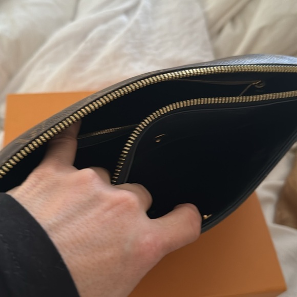 Louis Vuitton Monogram Pallas Beauty Case Black - Picture 4 of 7